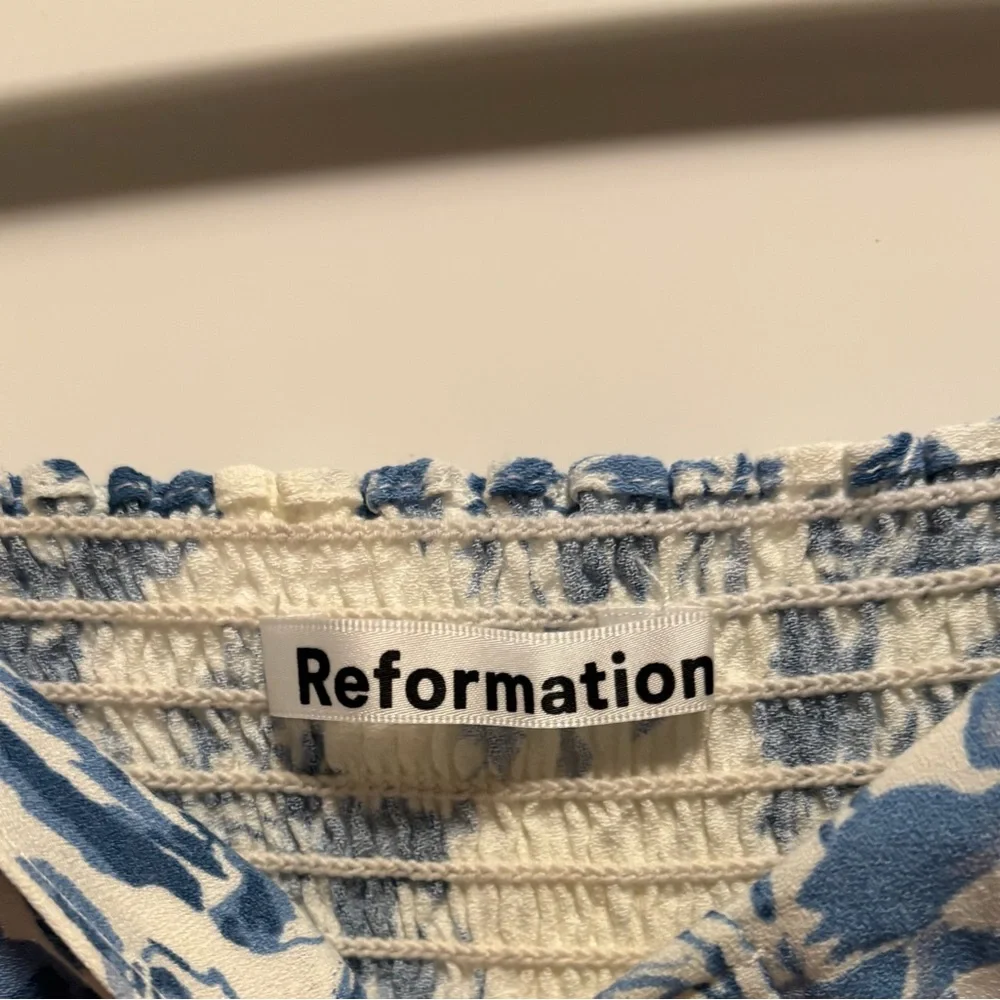 Women’s  Reformation Reign Top in Olympia size 2 - Picture 14 of 15